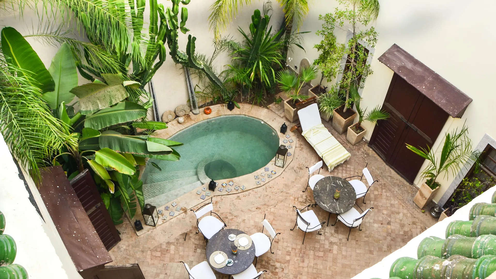 Riad Les Ammonites And Spa Marrakesh