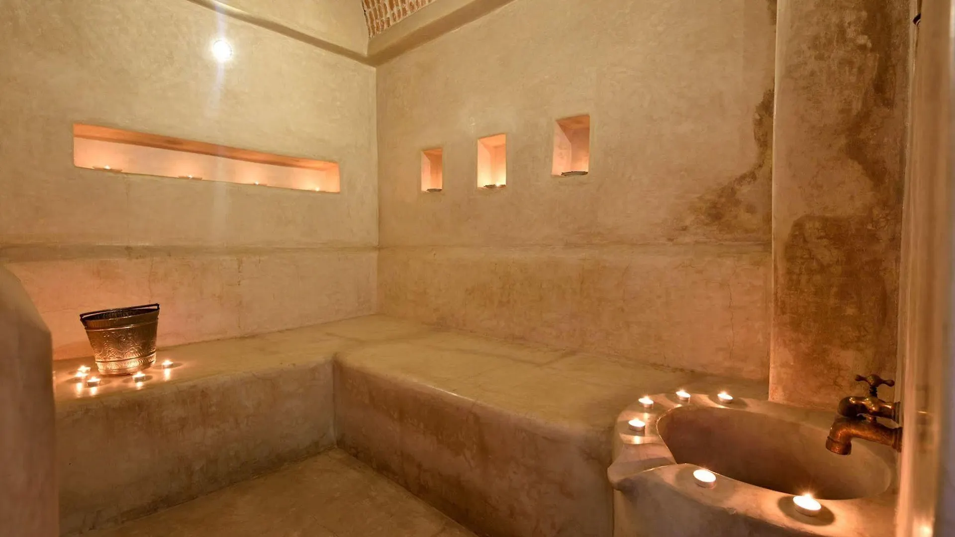 Riad Les Ammonites And Spa Marrakesh